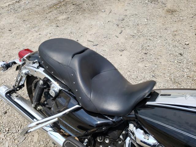 2017 HARLEY-DAVIDSON FLHR ROAD 1HD1FBC19HB655128