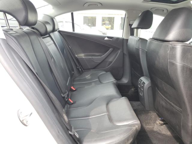 2010 VOLKSWAGEN PASSAT KOM WVWJM7AN1AE082112