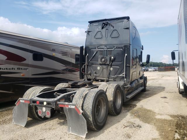 3AKJGLD67FSGE5036 Freightliner Cascadia 1 2015. Фото: 3