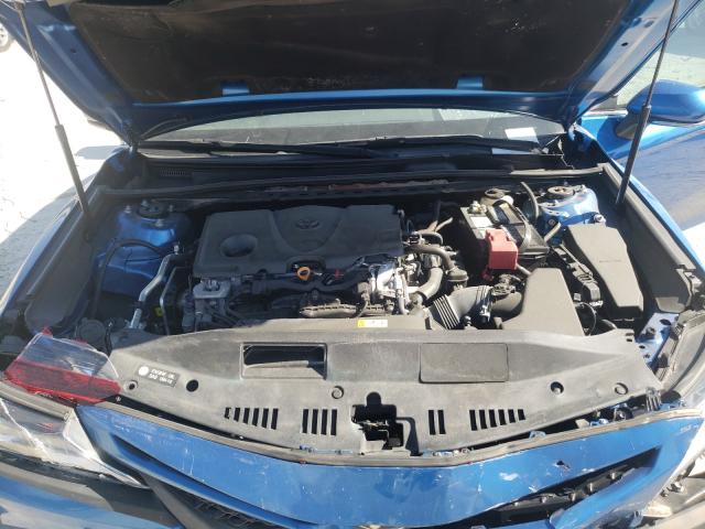 2018 TOYOTA CAMRY L/SE 4T1B11HK5JU082704