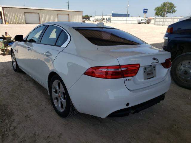2017 JAGUAR XE SAJAR4BG5HA977959
