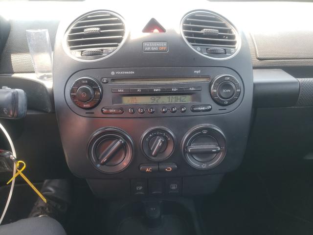 2010 VOLKSWAGEN NEW BEETLE 3VWPG3AGXAM002034