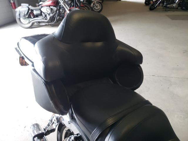 2015 HARLEY-DAVIDSON FLHTCU ULT 1HD1FCM13FB692127