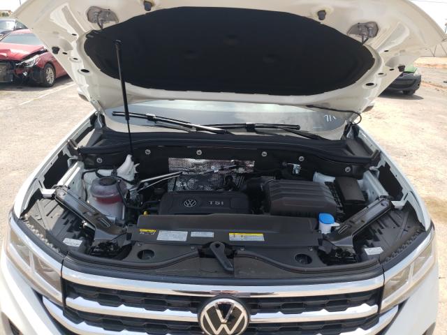 2021 VOLKSWAGEN ATLAS CROS 1V2WC2CAXMC226017