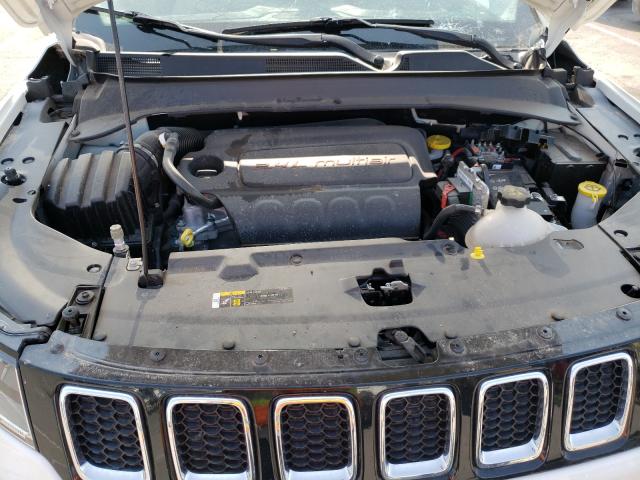 3C4NJCBB5JT293496 Jeep Compass Latitude
