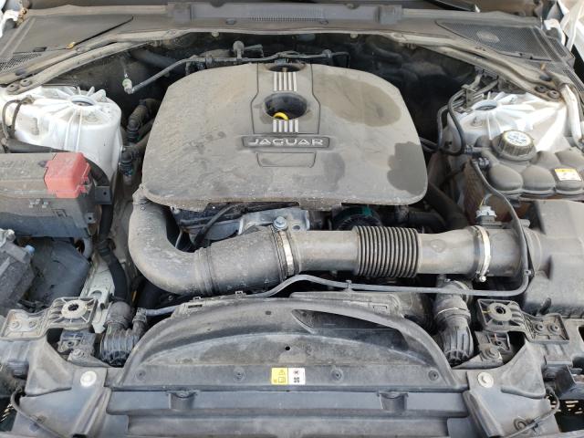 2017 JAGUAR XE SAJAR4BG5HA977959
