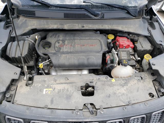 2019 JEEP COMPASS TR 3C4NJDDB3KT752643