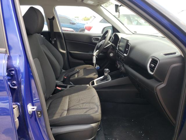 2021 HYUNDAI VENUE SE KMHRB8A39MU068283