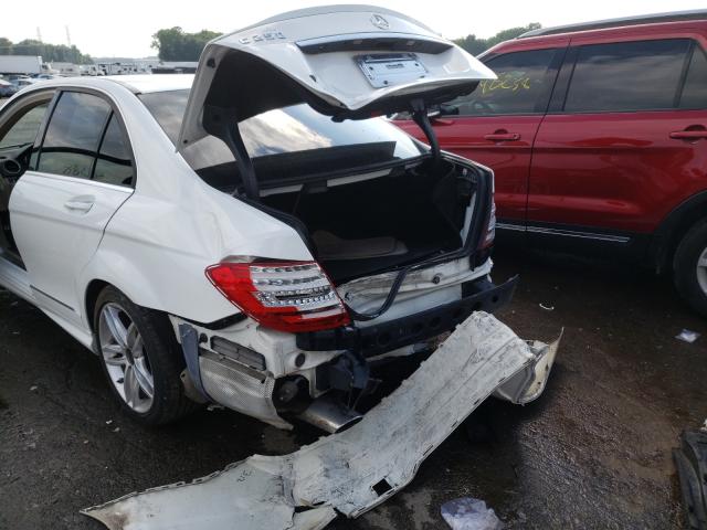 2014 MERCEDES-BENZ C320 WDDGF4HB0ER311169