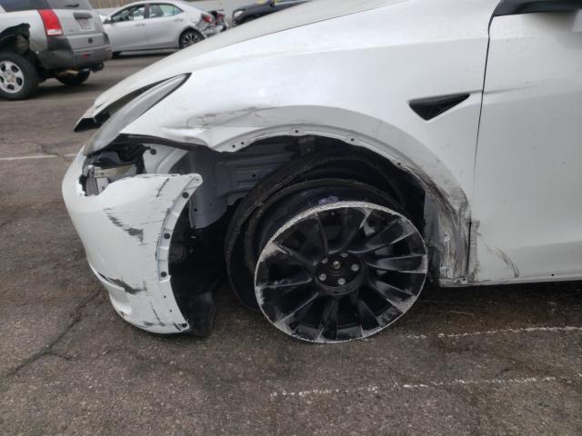 2021 TESLA MODEL Y 5YJYGDEE1MF152919