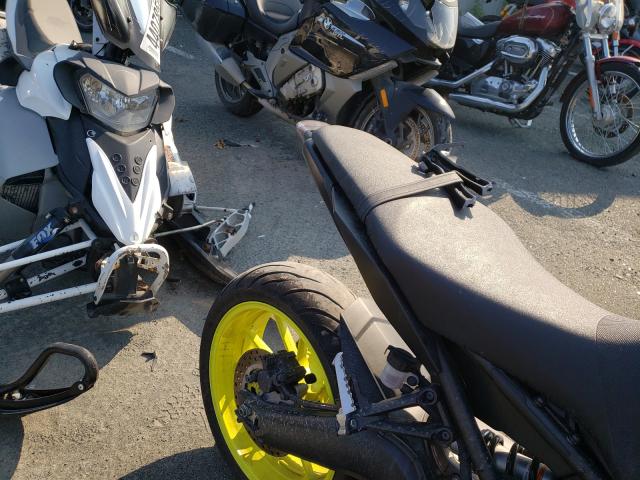 2016 YAMAHA FZ09 JYARN33E0GA010822