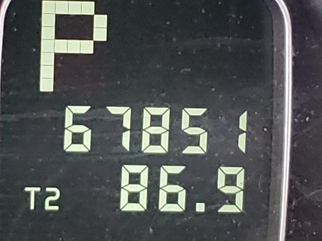 2011 VOLVO C70 T5 YV1672MC4BJ114628