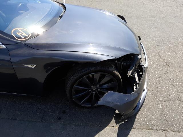 2015 TESLA MODEL S 85 5YJSA1H27FF086452