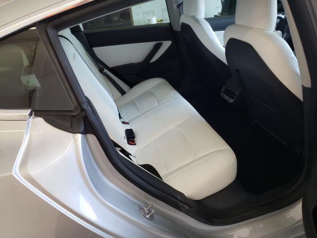 Auction sale of the 2018 TESLA MODEL 3 , vin: 5YJ3E1EB5JF100533, lot number: 51945521