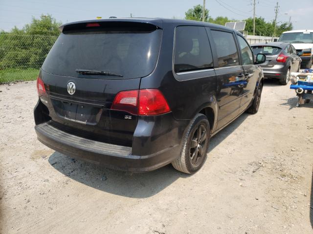 2010 VOLKSWAGEN ROUTAN SE 2V4RW3D14AR333020