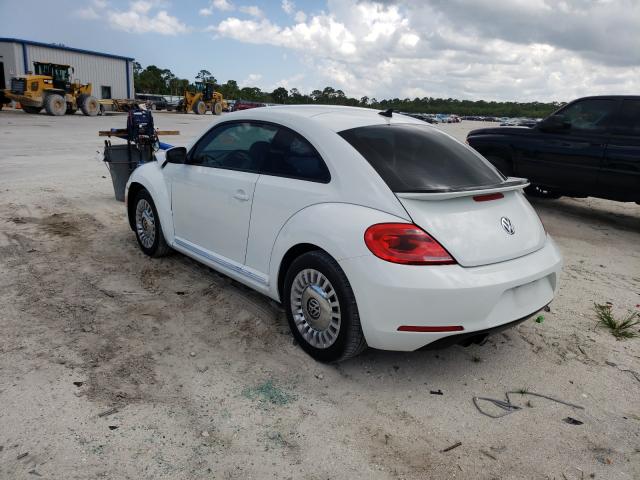 2016 VOLKSWAGEN BEETLE SE 3VWJ17AT3GM614368