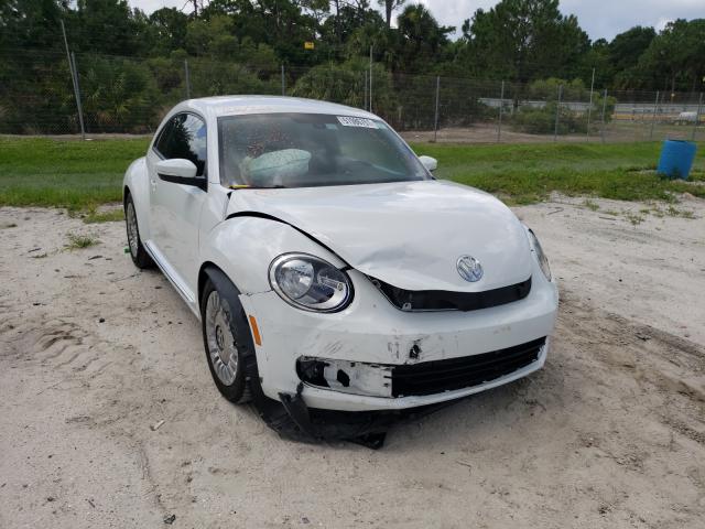 2016 VOLKSWAGEN BEETLE SE 3VWJ17AT3GM614368
