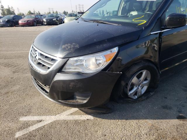2010 VOLKSWAGEN ROUTAN SE 2V4RW3D19AR166802