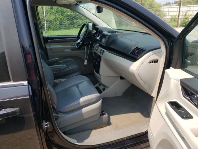 2010 VOLKSWAGEN ROUTAN SE 2V4RW3D14AR333020