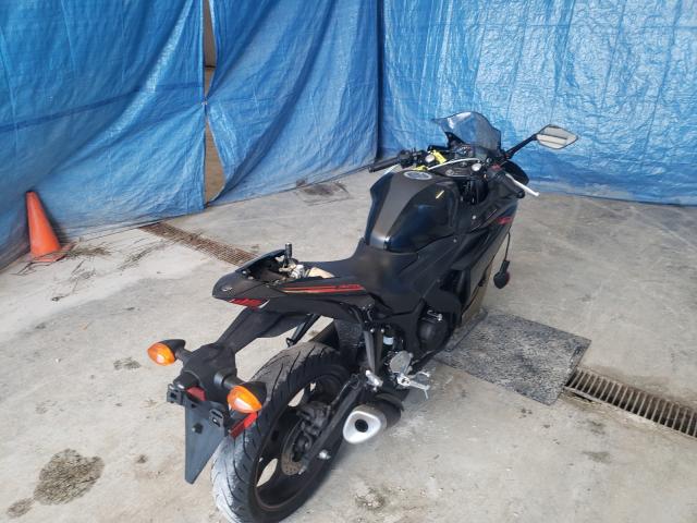 2015 YAMAHA YZFR3 MH3RH06YXFK004150