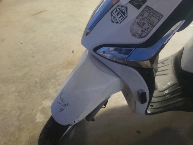 2018 PIAGGIO SCOOTER ZAPC546B8J7000169