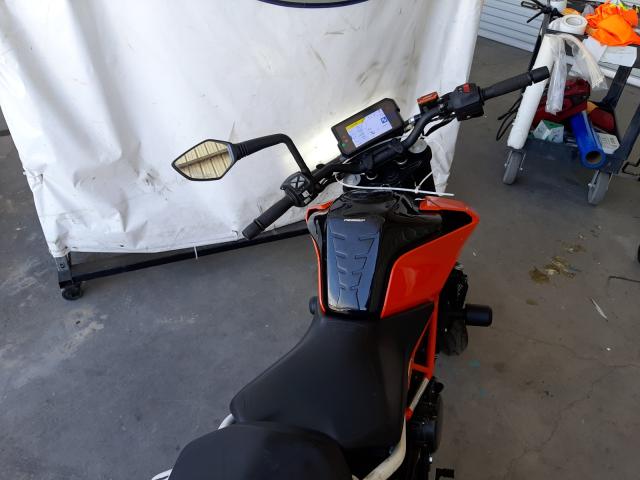 2017 KTM DUKE 390 MD2JPJ402HC215822
