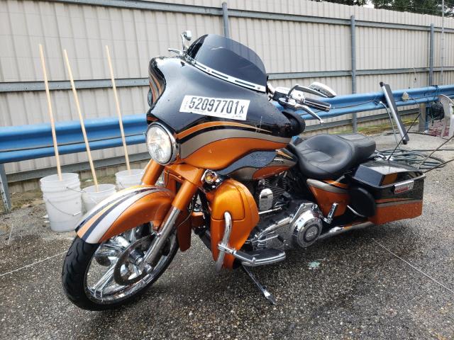 2011 HARLEY-DAVIDSON FLHXSE2 1HD1PZ813BB959948