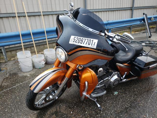 2011 HARLEY-DAVIDSON FLHXSE2 1HD1PZ813BB959948