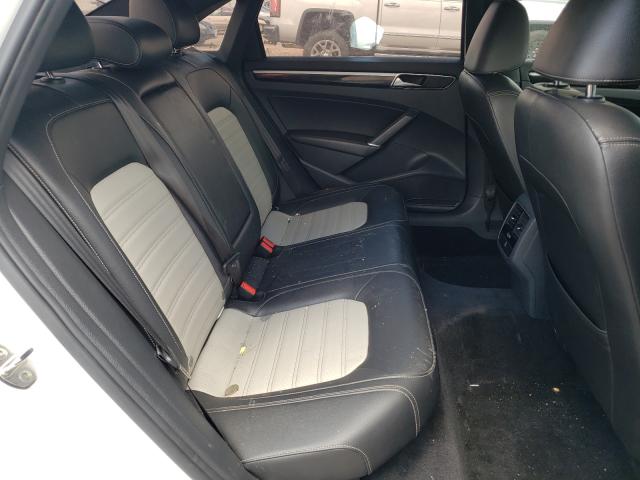 2018 VOLKSWAGEN PASSAT GT 1VWJM7A37JC047789