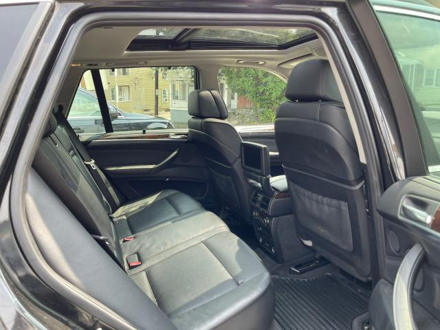 2011 BMW X5 XDRIVE5 5UXZV8C58BL417851