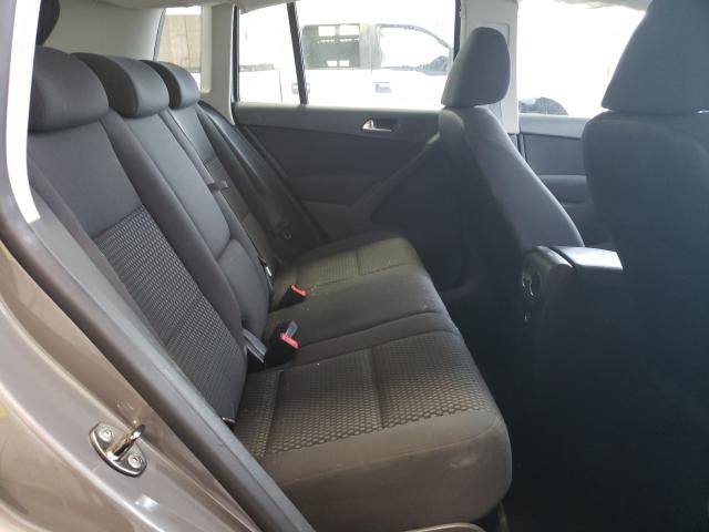 2010 VOLKSWAGEN TIGUAN WVGAV7AX6AW535600