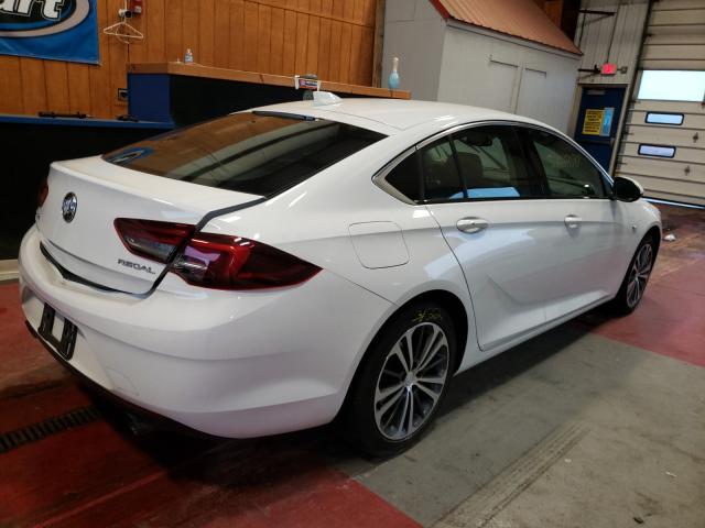 2018 BUICK REGAL ESSE W04GP6SX5J1109261