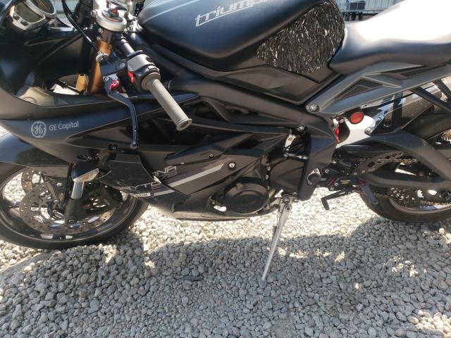 2013 TRIUMPH MOTORCYCLE DAYTONA 67 SMTA01YK5DJ601194