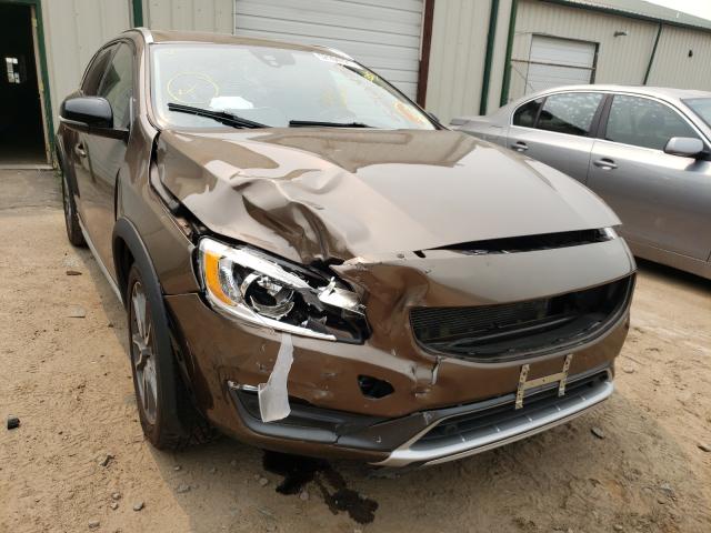 2015 VOLVO V60 CROSS YV4612HK8F1000756