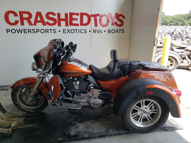 2019 HARLEY-DAVIDSON FLHTCUTG 1HD1MAF14KB860925