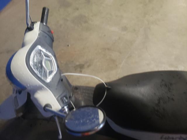 2018 PIAGGIO SCOOTER ZAPC546B8J7000169