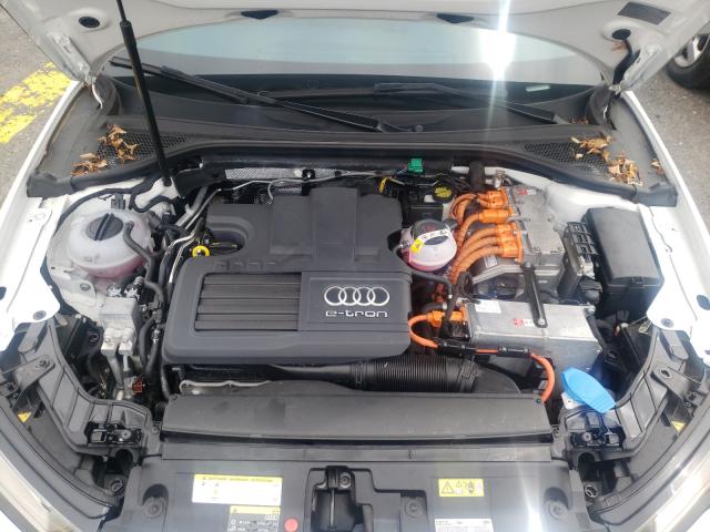 2016 AUDI A3 E-TRON WAUUPBFF1GA088031