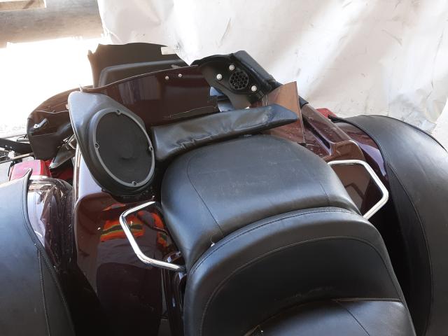 2018 HARLEY-DAVIDSON FLHTCUTG T 1HD1MAD13JB857788