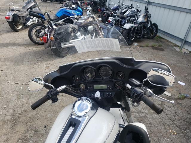 2013 HARLEY-DAVIDSON FLHTCU 1HD1FCM19DB616568