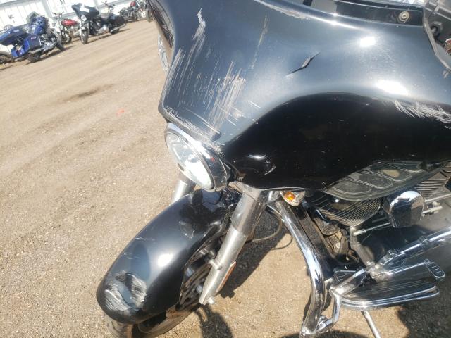 2010 HARLEY-DAVIDSON FLHX 1HD1KB414AB660141
