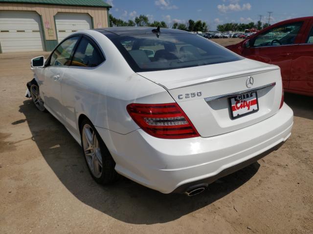 2013 MERCEDES-BENZ C250 WDDGJ4HB9DG049936