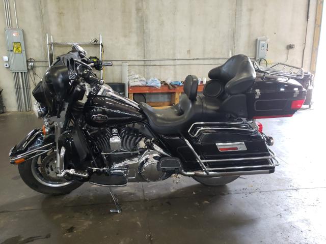 2008 HARLEY-DAVIDSON FLHTCUI 1HD1FC41X8Y643278
