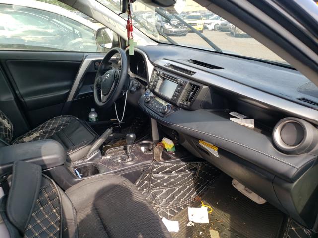 2018 TOYOTA RAV 4 JTMRJREV9JD226335