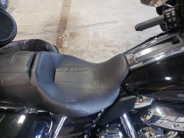 2017 HARLEY-DAVIDSON FLHTK ULTR 1HD1KED1XHB648751
