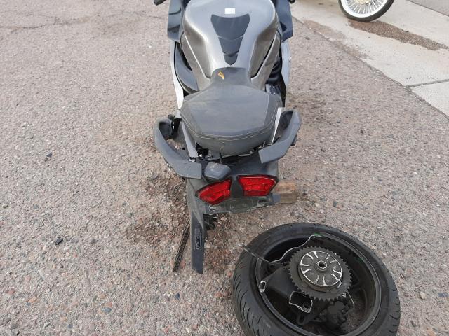 2019 KAWASAKI ZX1002 D JKBZXVD13KA000130