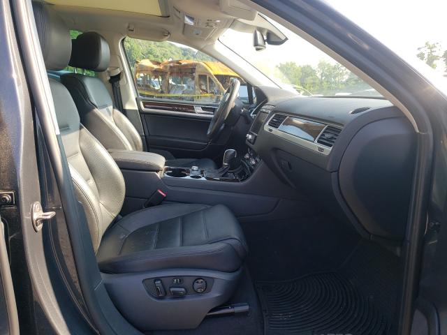 2016 VOLKSWAGEN TOUAREG SP WVGEF9BP0GD011405