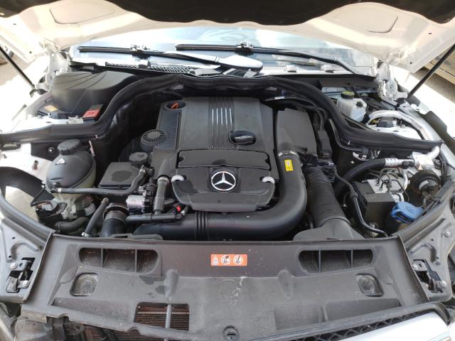 2013 MERCEDES-BENZ C250 WDDGJ4HB9DG049936
