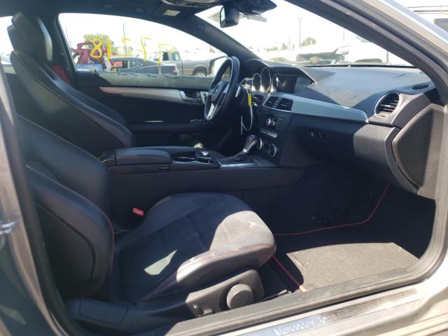 2013 MERCEDES-BENZ C250 WDDGJ4HB6DF975488