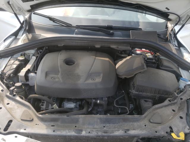 2017 VOLVO XC60 T5 YV440MDJ8H2196844