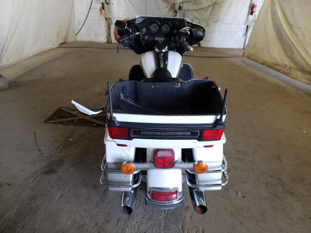 2009 HARLEY-DAVIDSON FLHTCU 1HD1FC4179Y621093